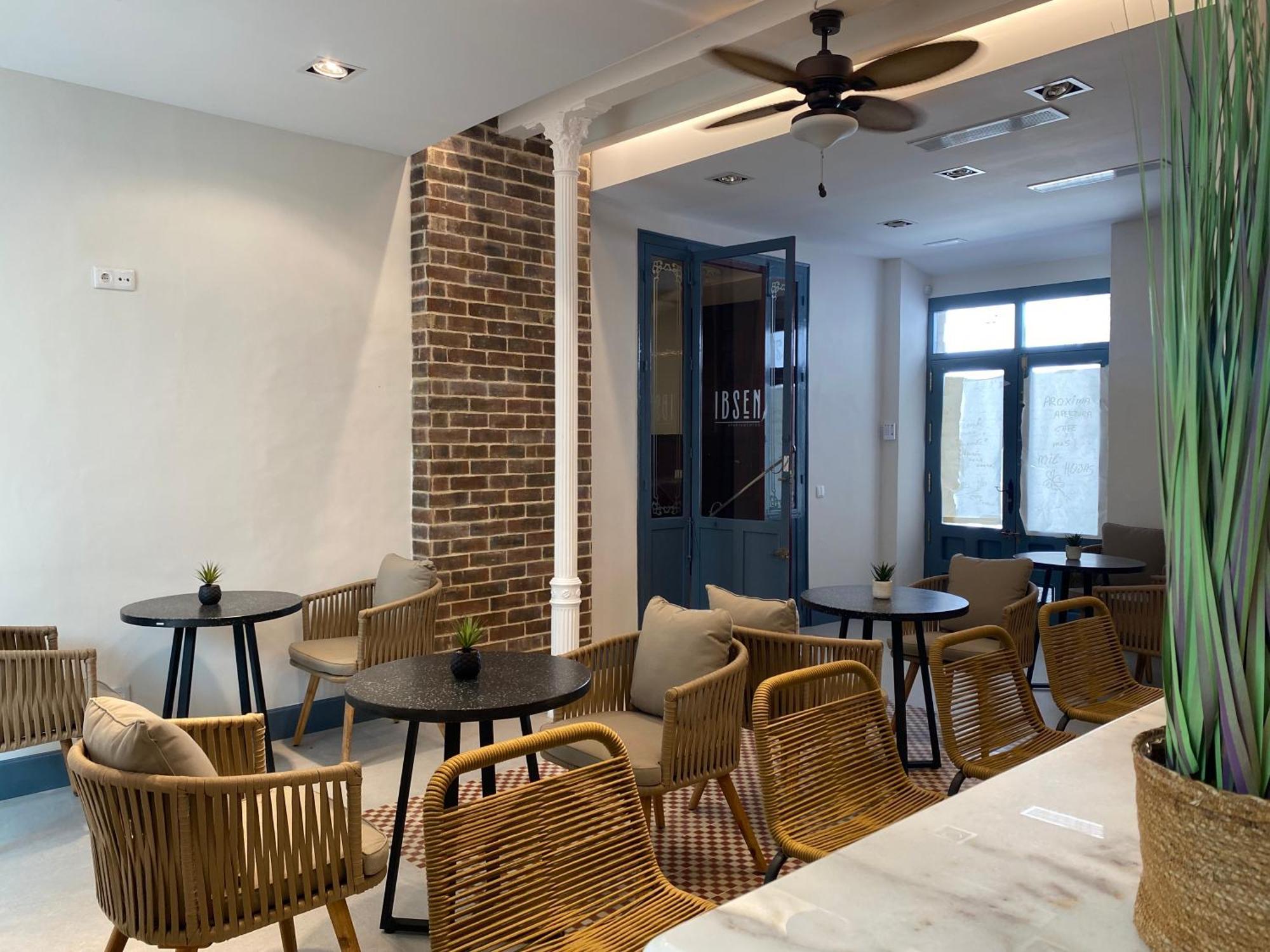 Ibsen Almagro Apartment Exterior photo